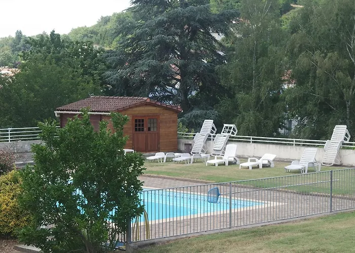 Le Tulipier Hotel 2*